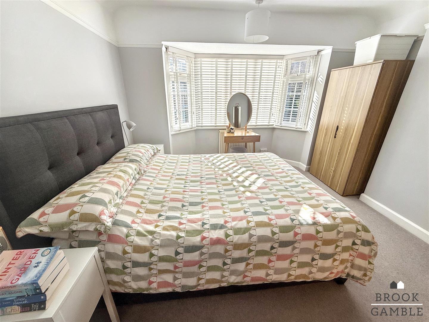 3 Bedroom House. Longland Road in Eastbourne, East Sussex 10